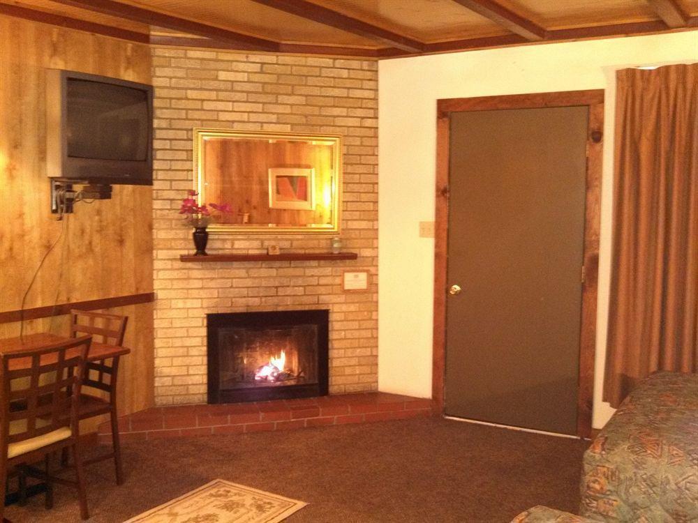 West Winds Lodge Руидозо Экстерьер фото