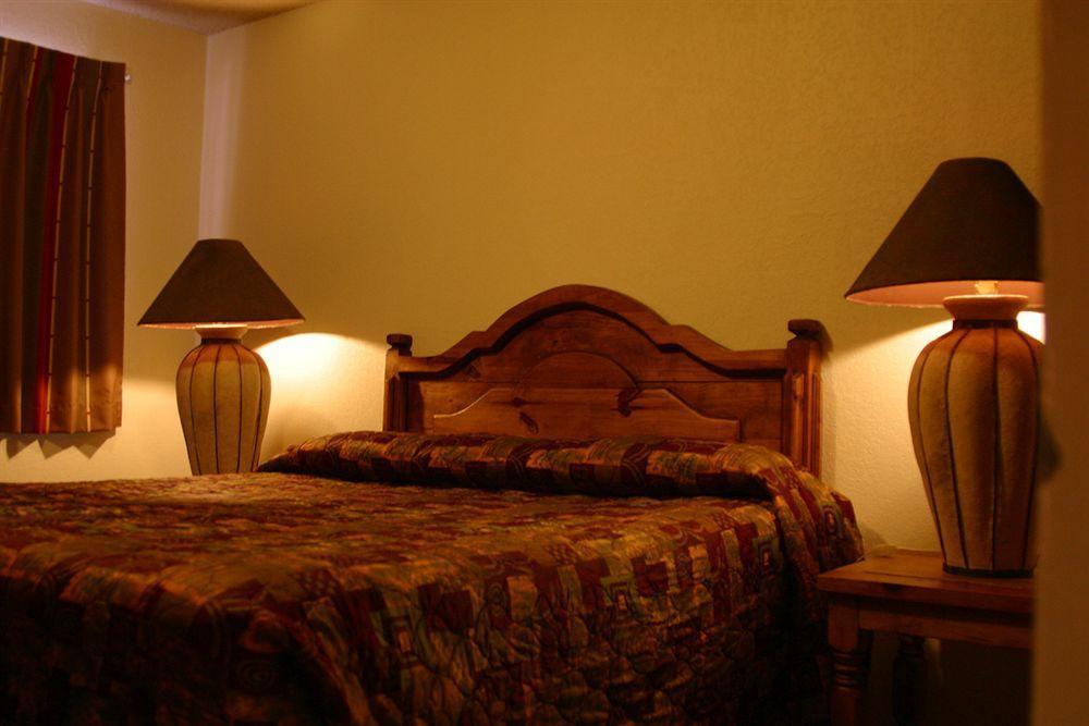 West Winds Lodge Руидозо Экстерьер фото